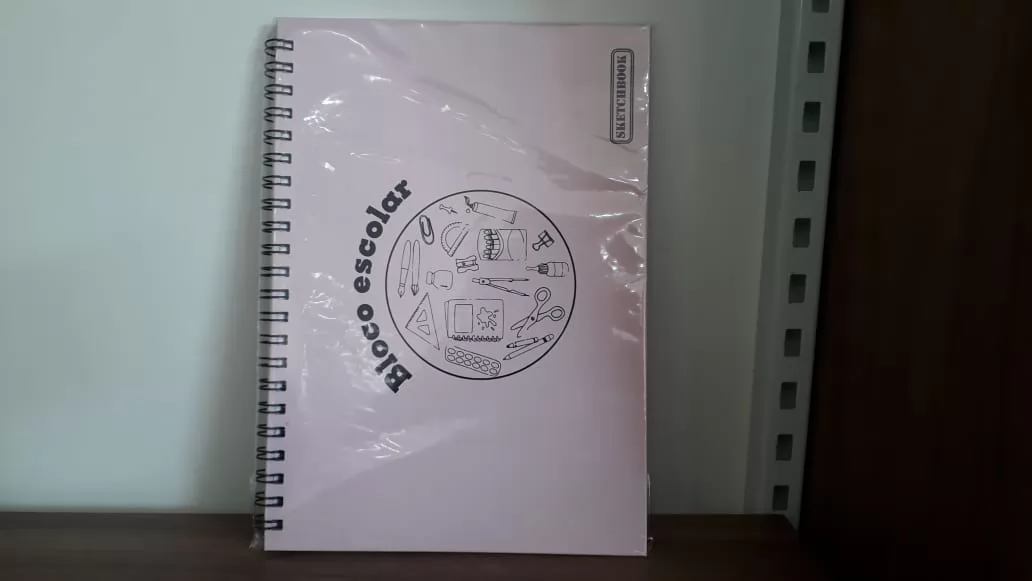 BLOCO ESCOLAR CAPA DURA A4 POLIMER
