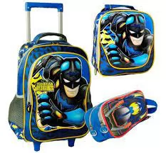 KIT MOCHILA DE RODINHA PERSONAGENS PONTO VERDE