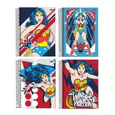 CADERNO UNIVERSITÁRIO MULHER MARAVILHA 96 FOLHAS UN. CAPA SORTIDA