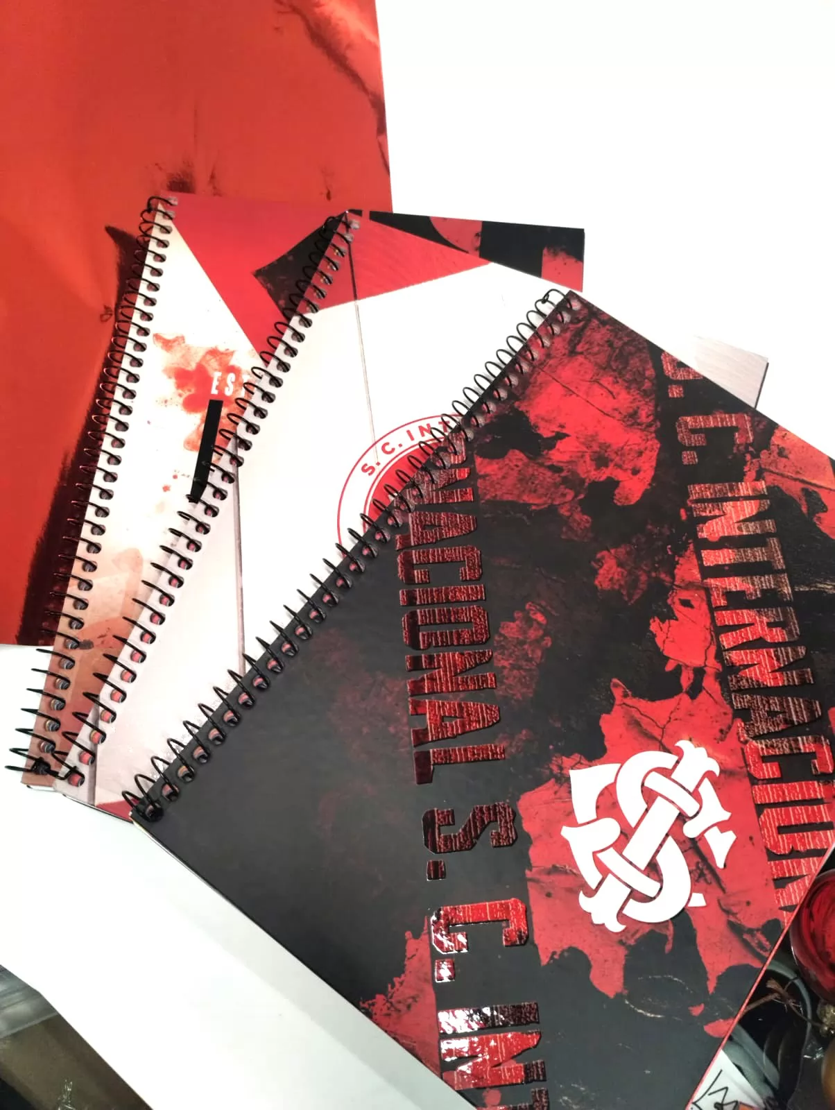 CADERNO UNIVERSITÁRIO 1M 80 FLS INTERNACIONAL- CREDEAL